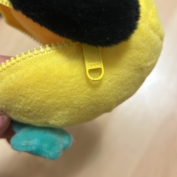 BT21 Chimmy Coin Purse - Picture 7 of 7